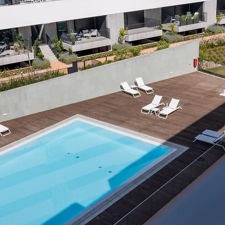 Casaluxo New 2br Pool View Appartement