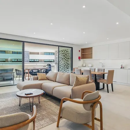 Casaluxo New 2br Pool View * لاغوس