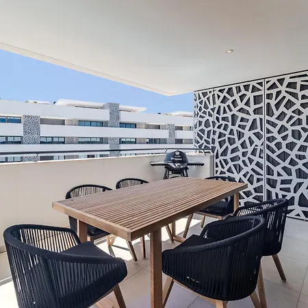 شقة Casaluxo New 2br Pool View *