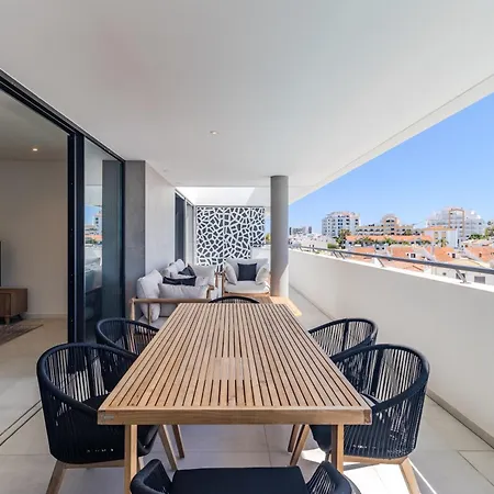 Casaluxo New 2br Pool View شقة لاغوس