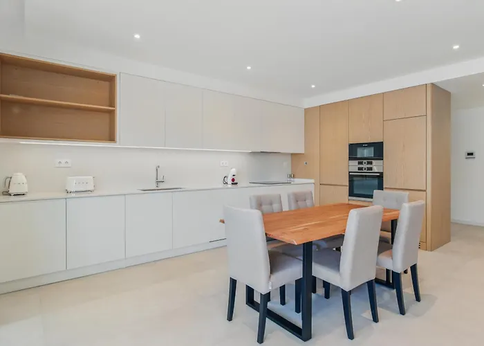 Casaluxo New 2br Pool View Апартаменты