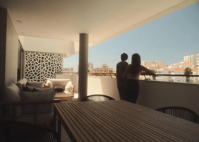 Casaluxo New 2br Pool View * Лагуш