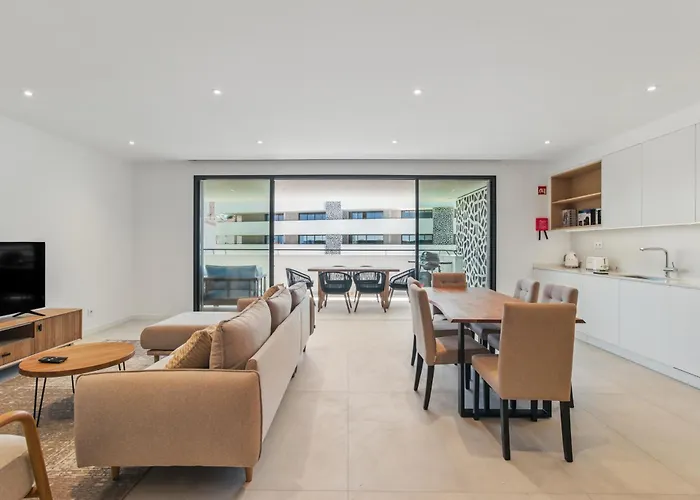 Апартаменты Casaluxo New 2br Pool View *