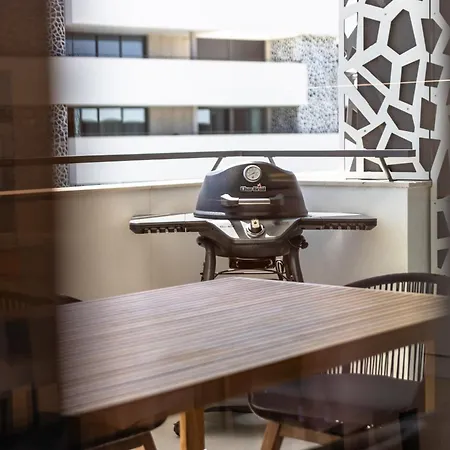 Casaluxo New 2br Pool View Apartment