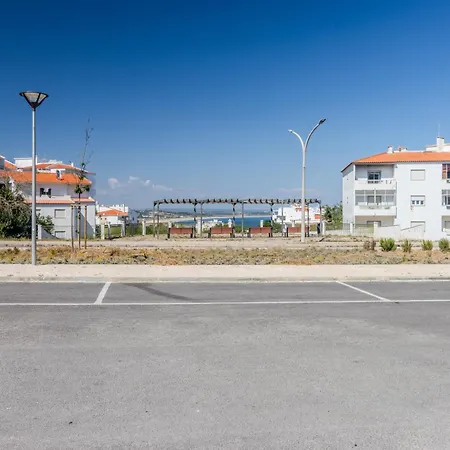 Casaluxo New 2br Pool View * Lagos