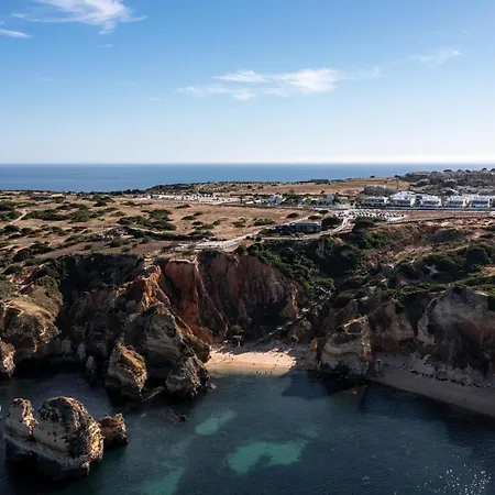 Casaluxo New 2br Pool View